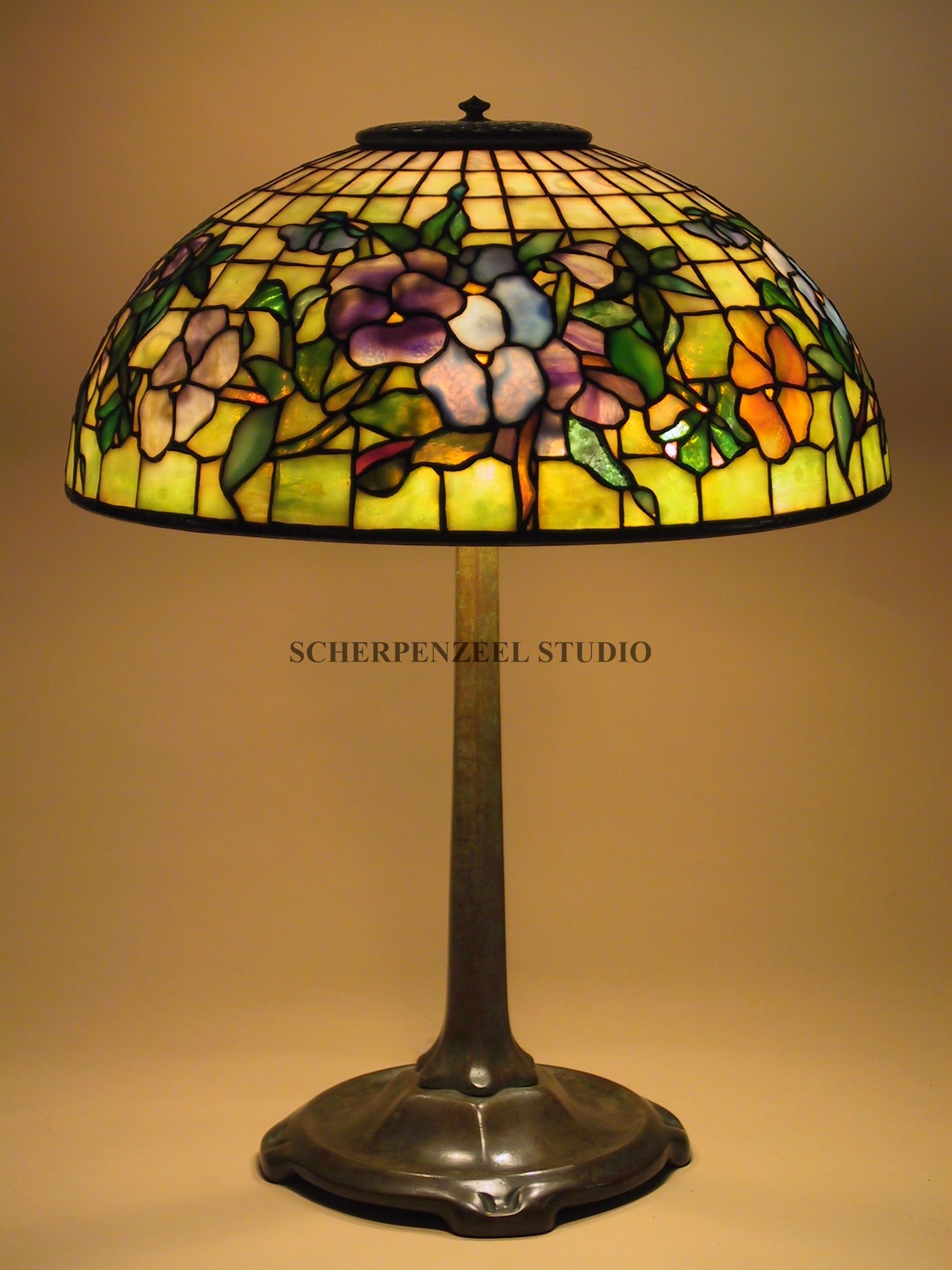 Pansy shade on small stick base