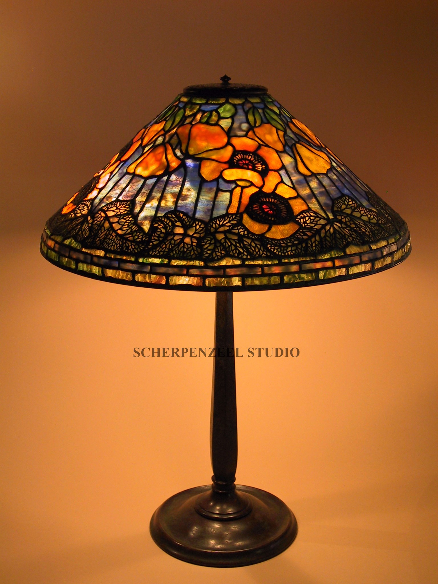 Poppy  on round stick base