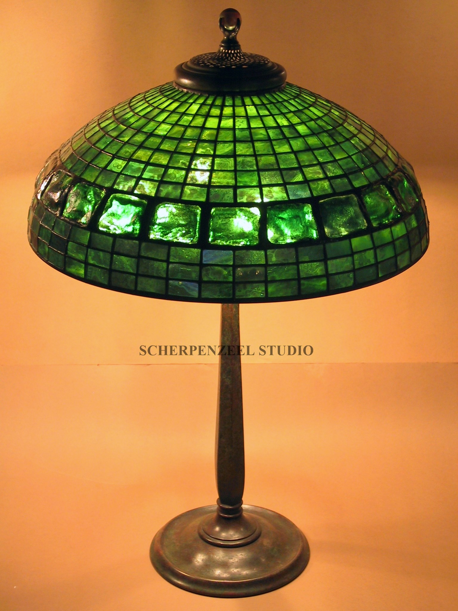 Turtleback shade on round stick base