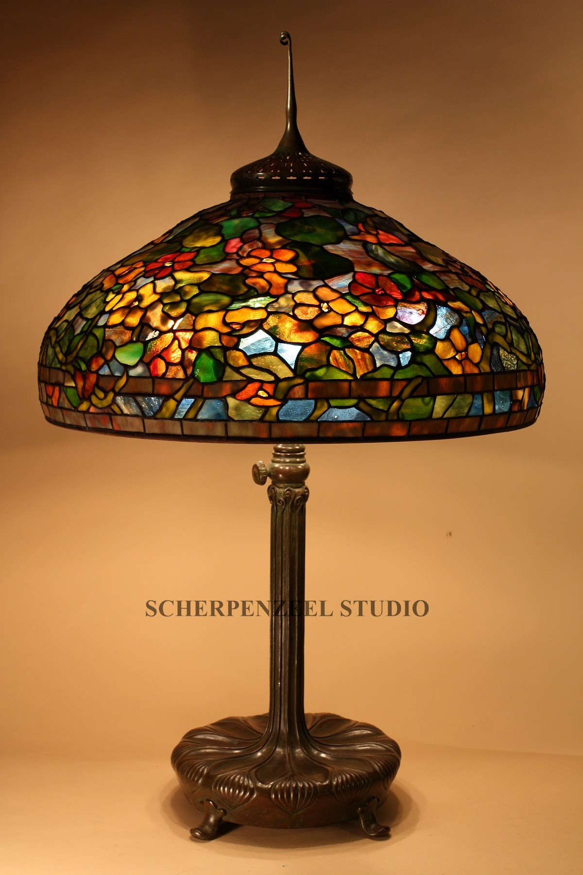 Nasturtium on large Library base