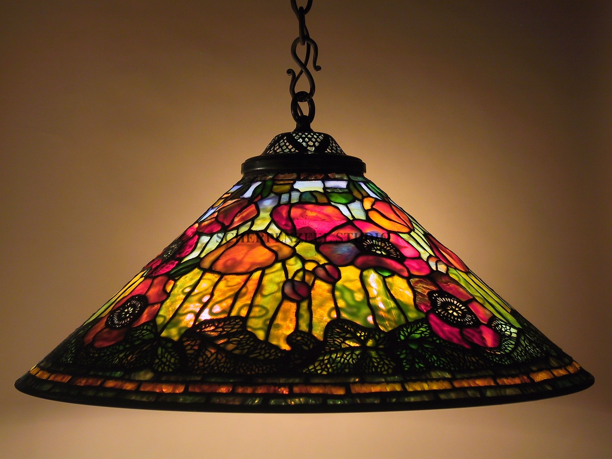 Poppy shade , single chain fixture