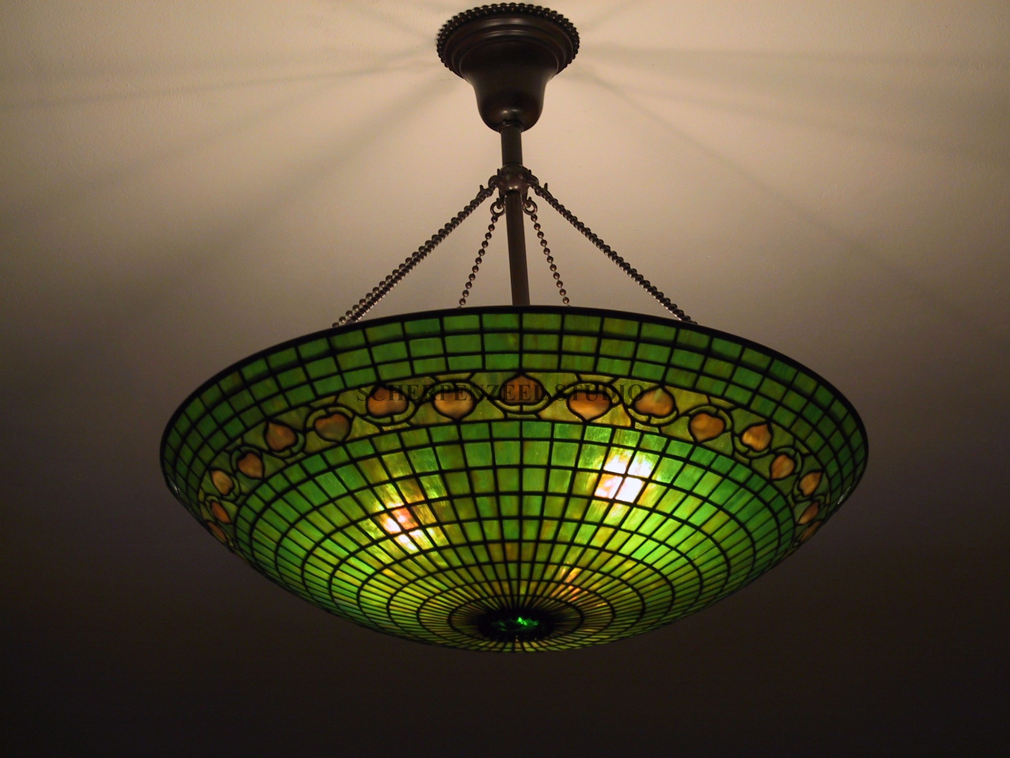 Acorn chandelier on 6-chain fixture